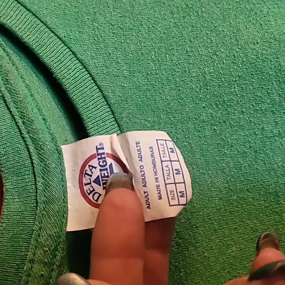 Mt dew , med. tshirt - Picture 2 of 3